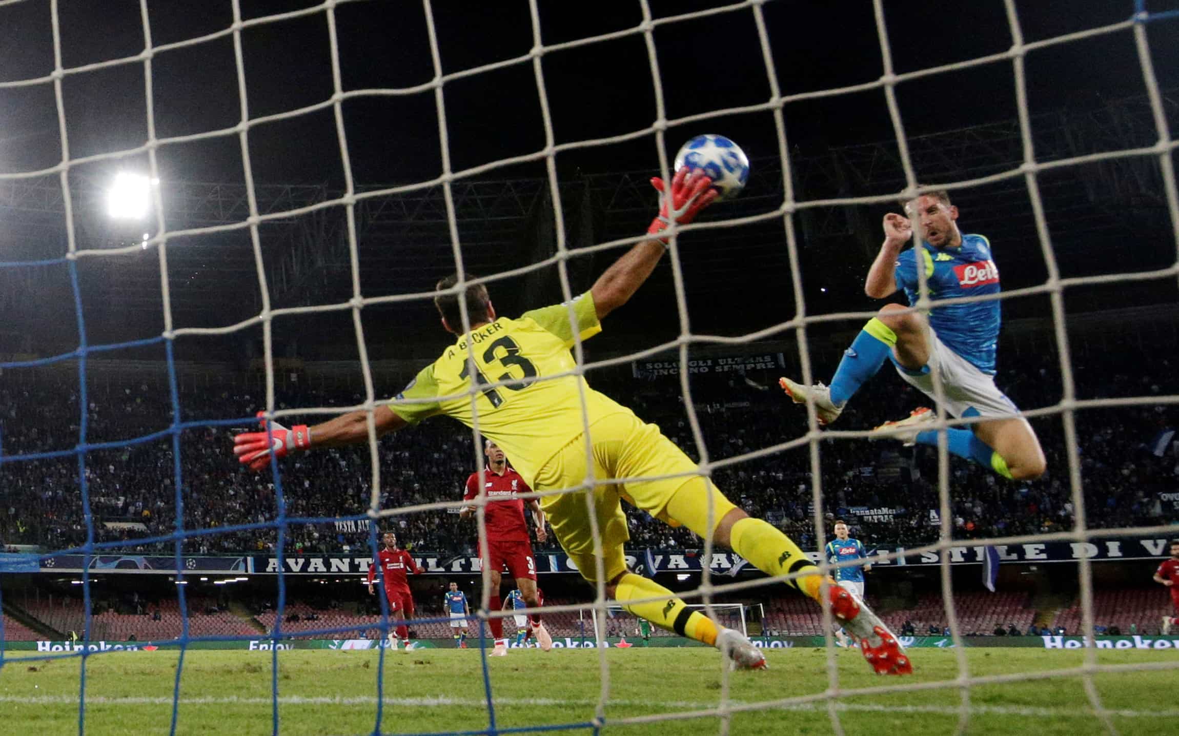 Champions League: Late winner sends Napoli top with victory over Liverpool