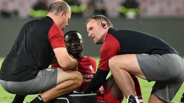 Naby Keita in hospital after complaining of back pain during Liverpool's defeat to Napoli Naby Keita in hospital after complaining of back pain during Liverpool's defeat to Napoli