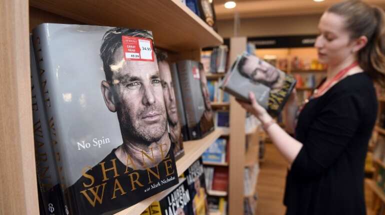 Warne backs 'Bodyline' skipper, slams Waugh