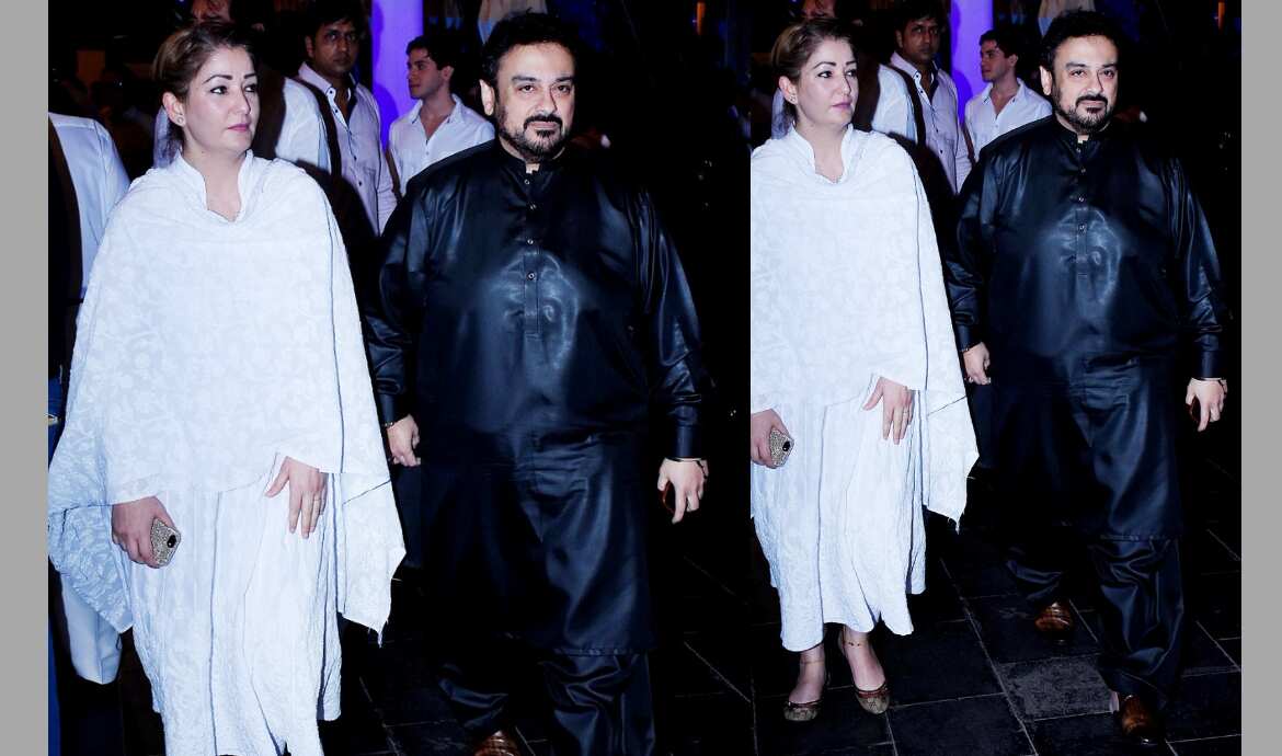 Prayer meeting for Krishna Raj Kapoor