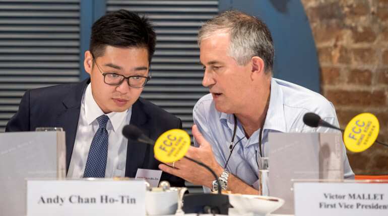  UK seeks 'urgent explanation' as Hong Kong bans journalist