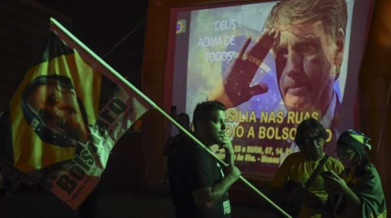 Far-right Bolsonaro wins 1st round Brazil election, run-off uncertain