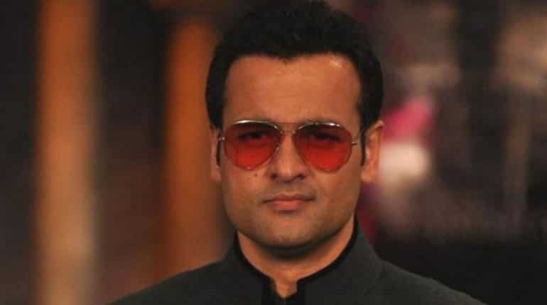 #MeToo: Actor Rohit Roy accused of sexual harassment #MeToo: Actor Rohit Roy accused of sexual harassment