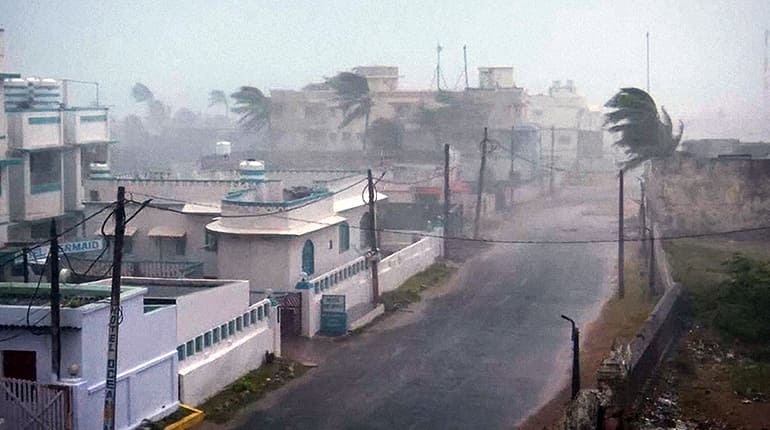 Cyclone ‘Titli’ makes landfall in India’s eastern coast