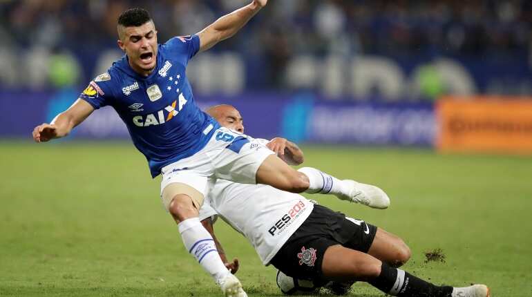 Cruzeiro beat Corinthians to win first leg of Copa do Brasil final Cruzeiro beat Corinthians to win first leg of Copa do Brasil final
