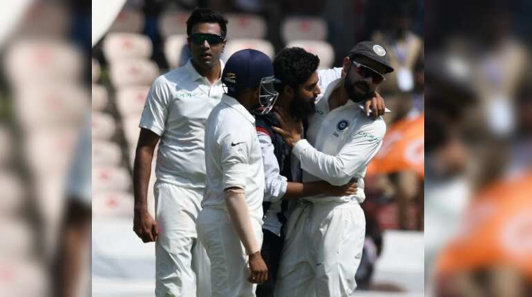 Case filed against fan who tried to kiss Virat Kohli