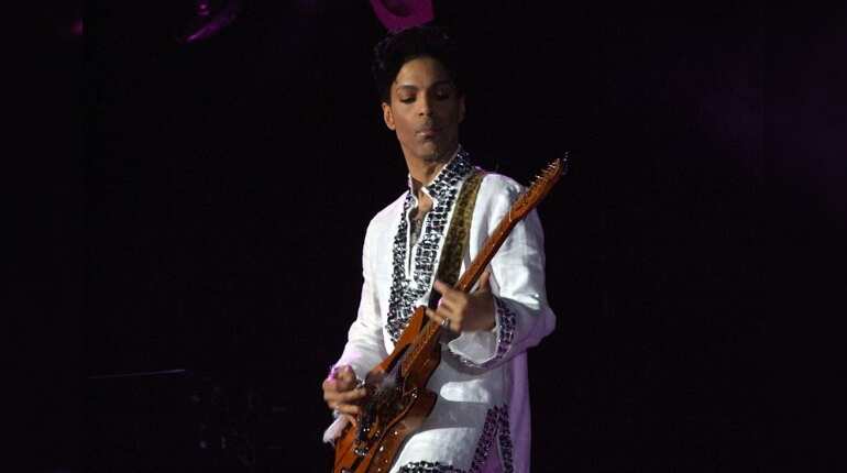 Prince memoir to be released in October