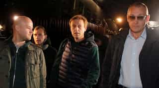 Russian opposition chief Navalny goes to EU after ban