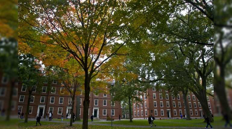 'Harvard discriminates against Asian-Americans' 'Harvard discriminates against Asian-Americans'