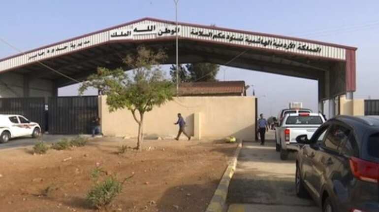 Hope runs high as main border crossing between Syria and Jordan reopens