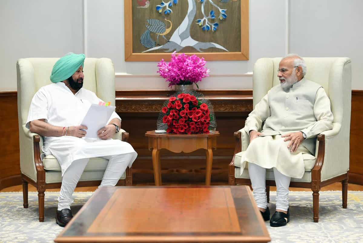 Stubble burning: Punjab CM Amarinder meets PM to press for compensation Stubble burning: Punjab CM Amarinder meets PM to press for compensation