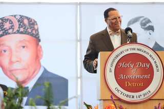 Watch: Facebook removes video of Farrakhan comparing Jews to 'termites'