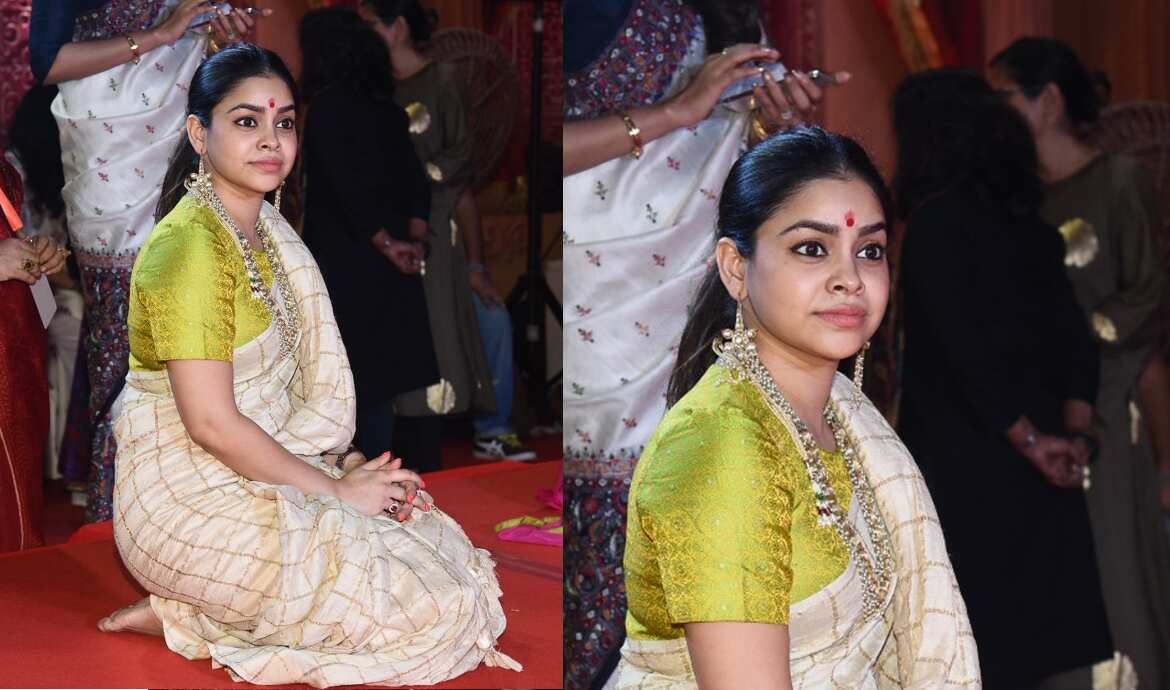 Sumona Chakravarti at Durga Pooja celebration