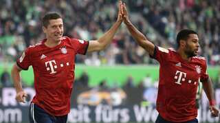 Robert Lewandowski double hands Bayern first win in five games