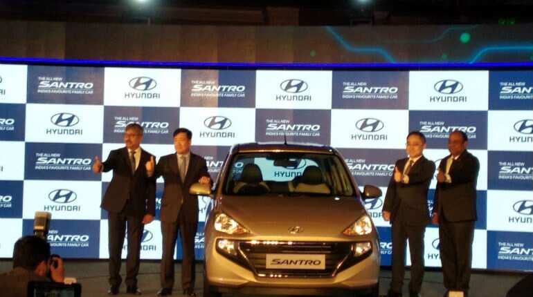 Hyundai officially launches Santro 2018 in India Hyundai officially launches Santro 2018 in India