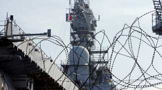 France begins deliberations on new aircraft carrier