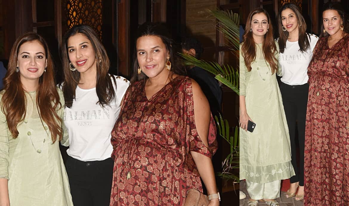 Sophie Choudry with her friends Dia Mirza and Dia Mirza at the party