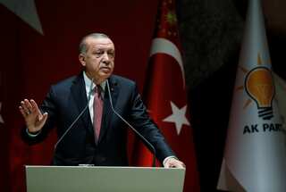 Turkey President Tayyip Erdogan renews Syria 'air and ground' operation threat