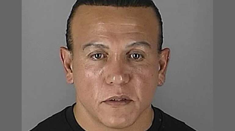 US mail bombings suspect had worked as professional wrestler, male stripper