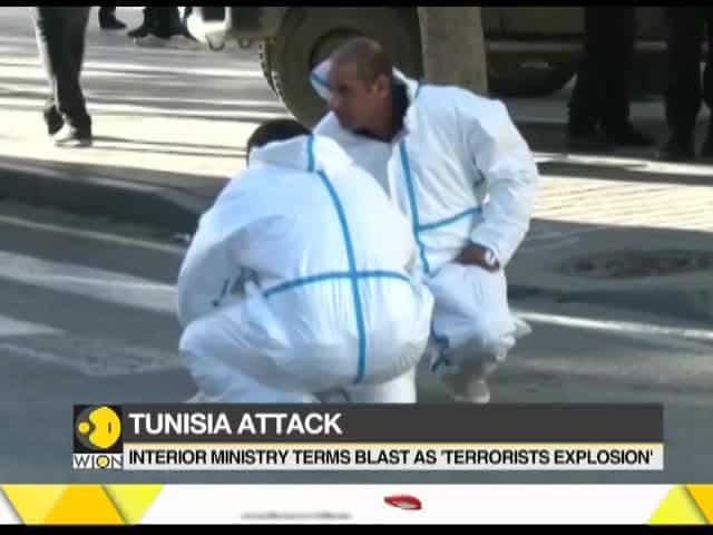 Woman bomber blows herself up in Tunisia