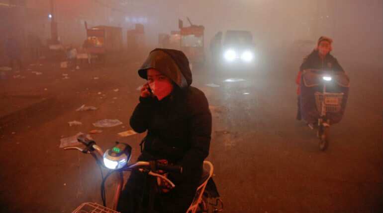 Three cities in industrial Chinese province of Hebei issue pollution alerts