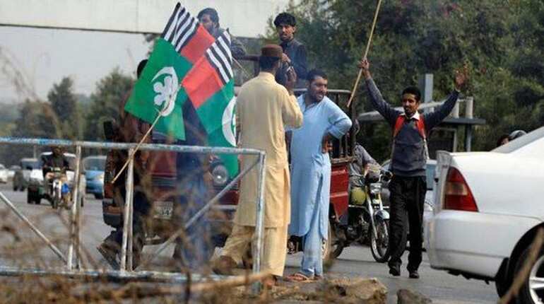 Asia Bibi: Pak Islamists protest acquittal of Christian woman over blasphemy charges