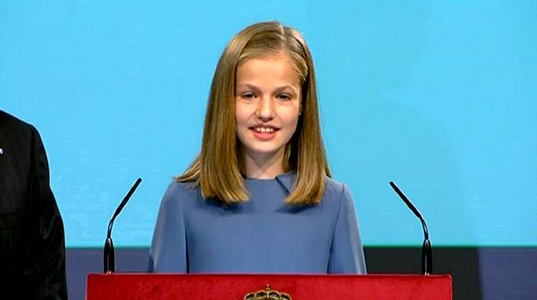 Spain's Princess Leonor performs first public reading