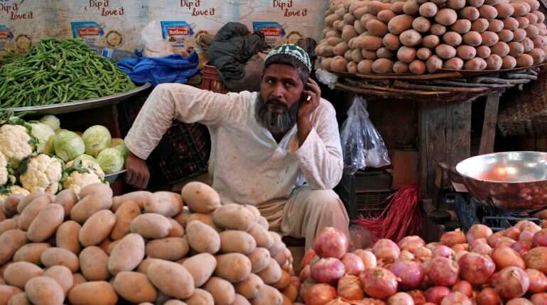 Pakistan October inflation at four-year high on gas price hike, rupee fall Pakistan October inflation at four-year high on gas price hike, rupee fall