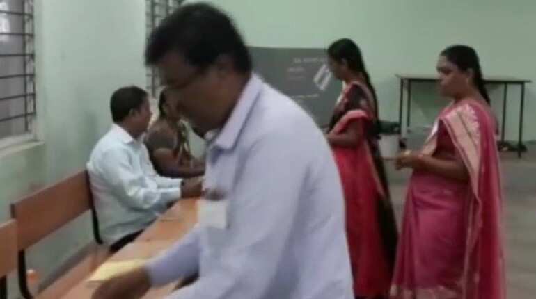 Karnataka by-polls: Voting for three parliamentary constituencies underway