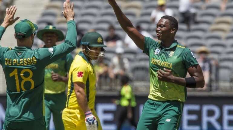 Australia slump to 152 all out against South Africa Australia slump to 152 all out against South Africa