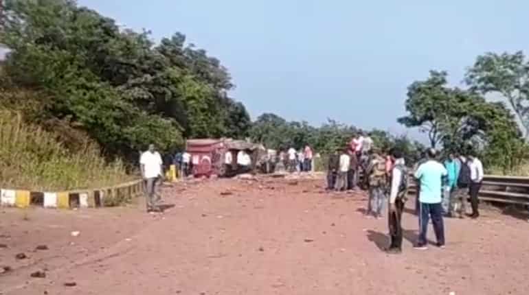 Four civilians, one CISF jawan killed in IED blast in Chhattisgarh Four civilians, one CISF jawan killed in IED blast in Chhattisgarh