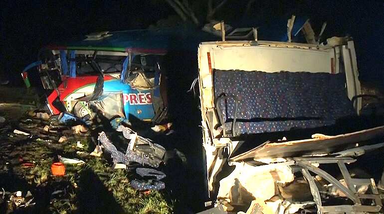 Video: At least 47 dead as two buses collide in Zimbabwe, says report