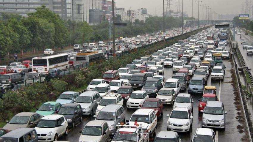 Effective public transport a pre-requisite before banning private vehicles
