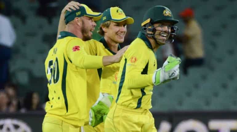 Australia beat South Africa to keep series alive