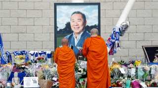 Leicester City to honour late chairman with statue