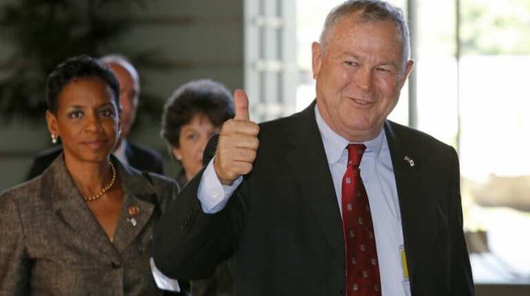US midterm: Dana Rohrabacher, quirky congressman fond of Putin, loses seat US midterm: Dana Rohrabacher, quirky congressman fond of Putin, loses seat