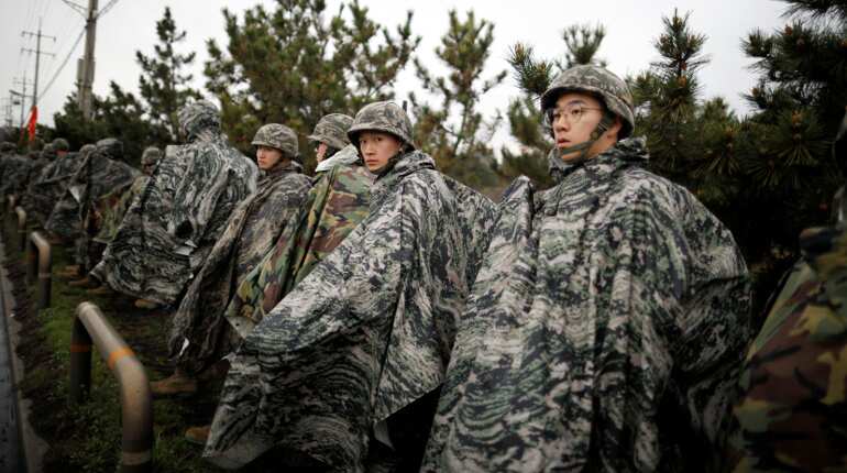 US 'cuts short' meeting with South Korea on military costs