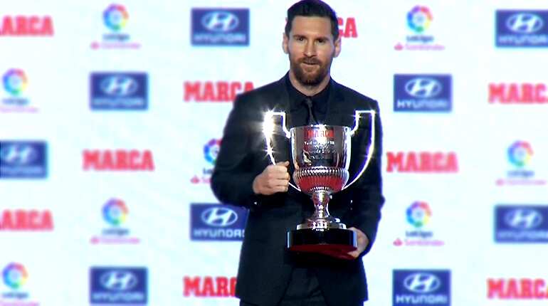 Messi receives La Liga 2017-2018 best player and top scorer awards