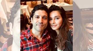 Farhan Akhtar and Shibani Dandekar make for a perfect Insta couple, see pic