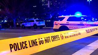 Video: Four killed, including gunman and police officer, in shooting at Chicago hospital