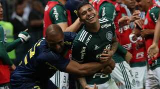 Palmeiras edge closer to Serie A title with 4-0 win
