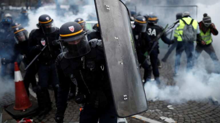 'Shame' on you, Macron tells French fuel hike protesters