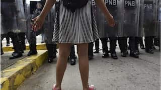 No doctors, nurses or painkillers: Surviving pregnancy in Venezuela