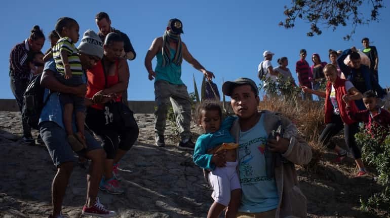 Mexico should move migrants, we will permanently close the border, warns Trump