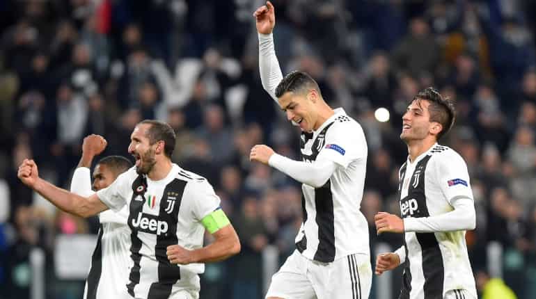 Juventus through as brilliant Ronaldo assist sets up Valencia win Juventus through as brilliant Ronaldo assist sets up Valencia win