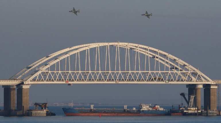 Russia to deploy new missiles to Crimea as Ukraine tensions rise