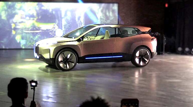 BMW presents new autonomous, electric car in Los Angeles