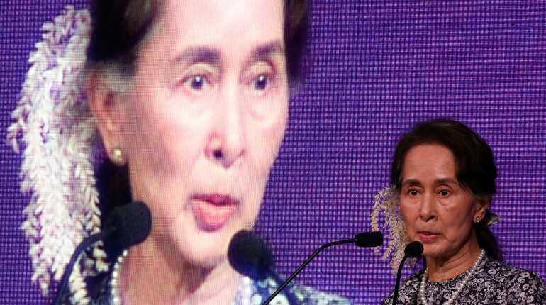 Aung San Suu Kyi calls for peace in speech; no mention of Rohingya crisis Aung San Suu Kyi calls for peace in speech; no mention of Rohingya crisis
