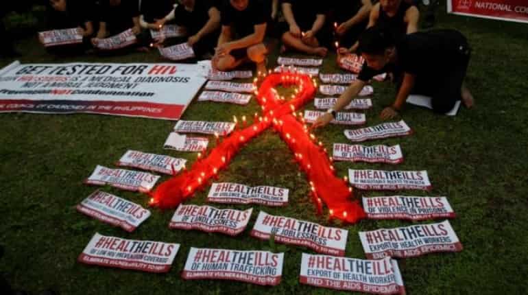 Fighting the scourge of AIDS Fighting the scourge of AIDS