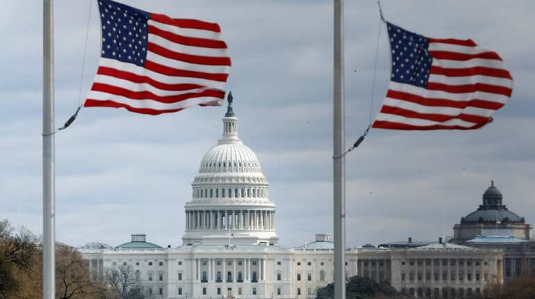 Lawmaker aims to get citizenship question removed from US census